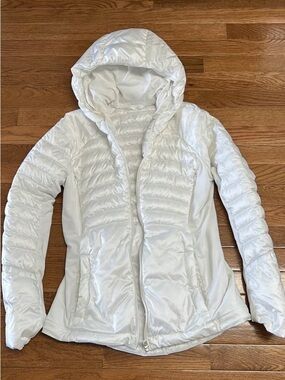 lululemon athletica White Quilted Puffer Jacket with Hood